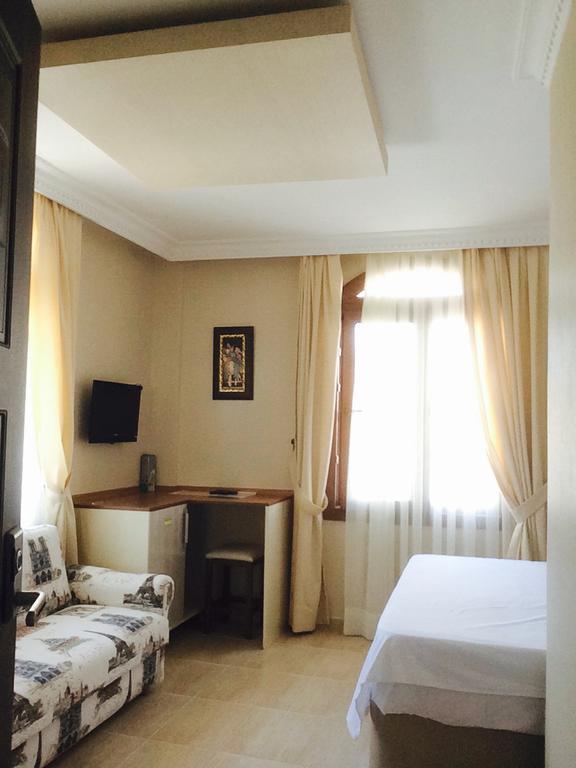 Golden Stone Butik Otel Çeşme 객실 사진