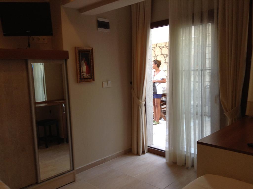 Golden Stone Butik Otel Çeşme 객실 사진