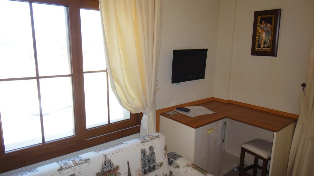 Golden Stone Butik Otel Çeşme 객실 사진